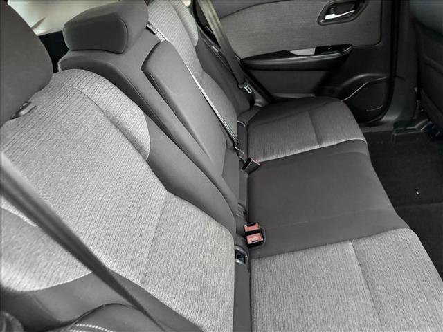 Used 2022 Nissan Rogue SV image 18