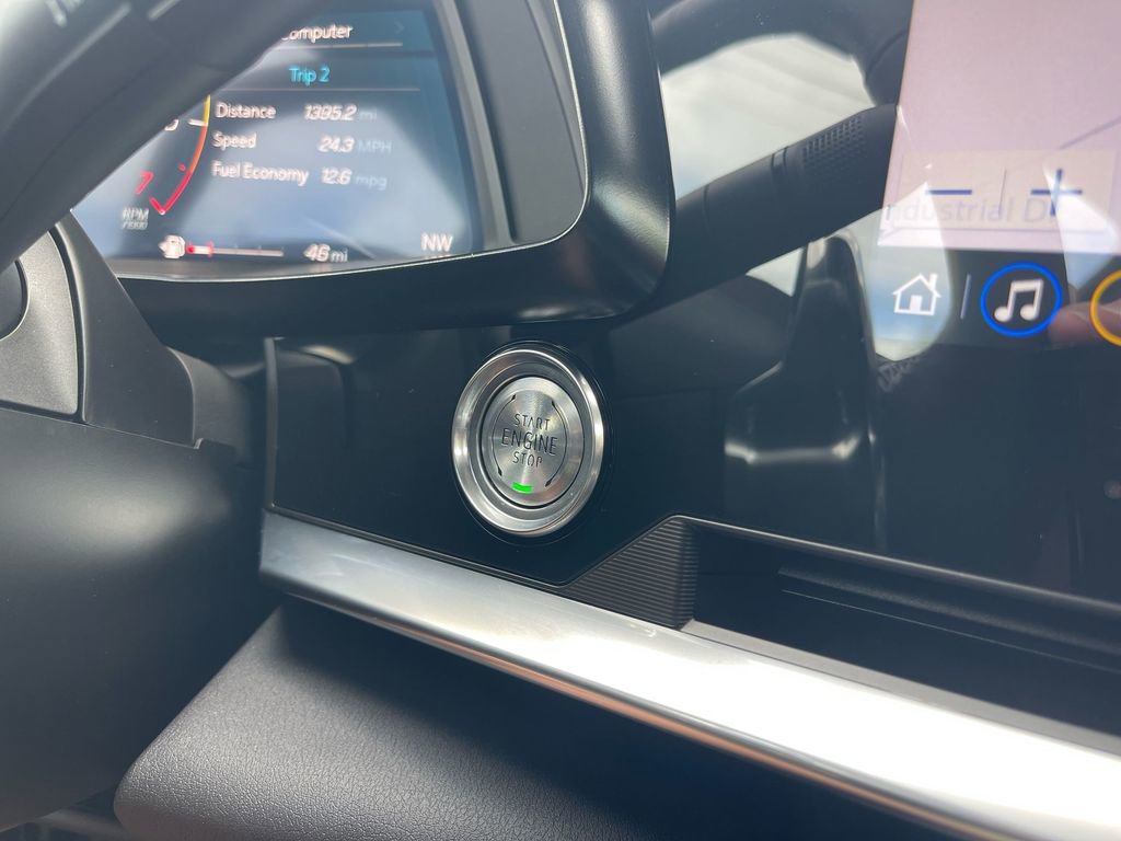 Used 2023 Chevrolet Corvette Stingray w/ Z51 Performance Package image 22