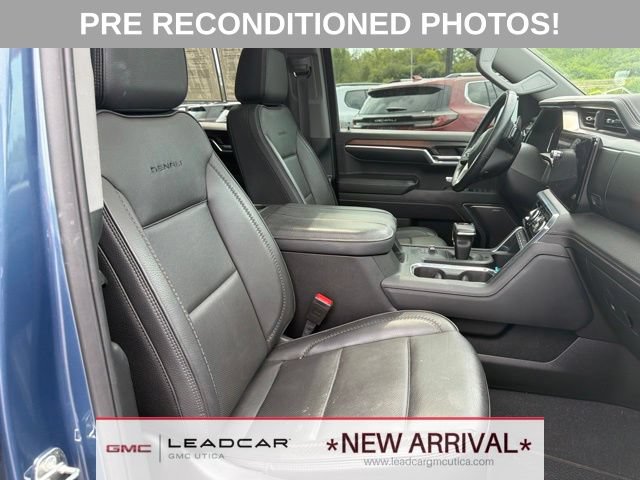 Used 2024 GMC Sierra 1500 Denali w/ Technology Package AWD/4WD image 11