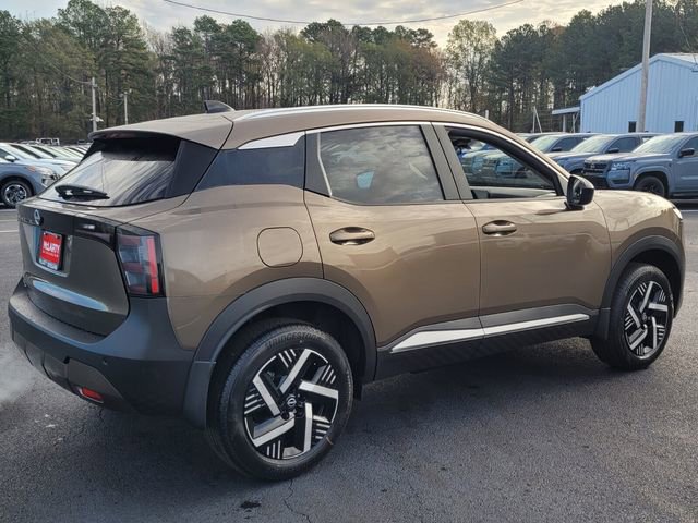 New 2026 Nissan Kicks SV w/ SV Premium Package FWD image 3