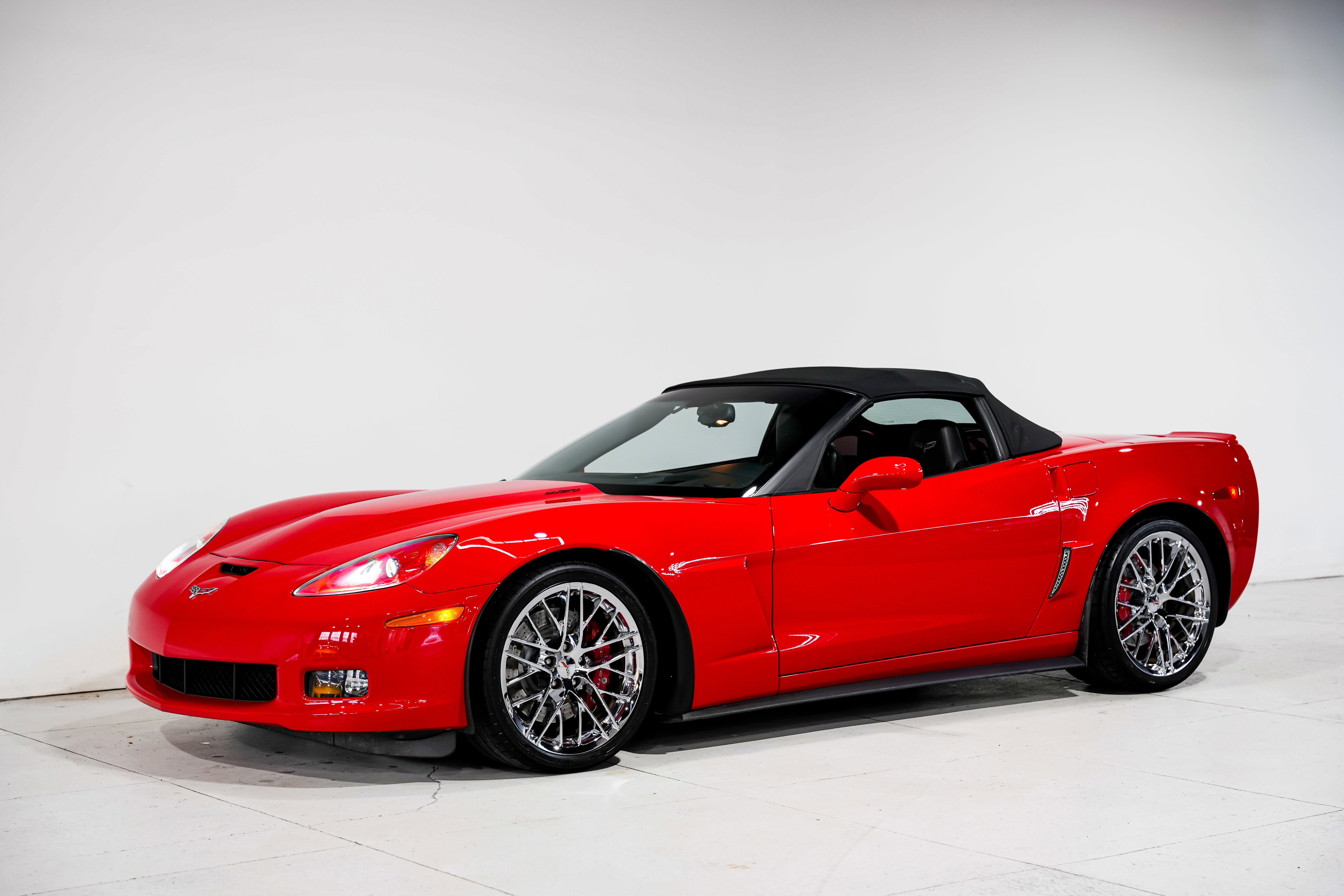 Used 2013 Chevrolet Corvette 427 w/ 1SC Preferred Equipment Group RWD image 6