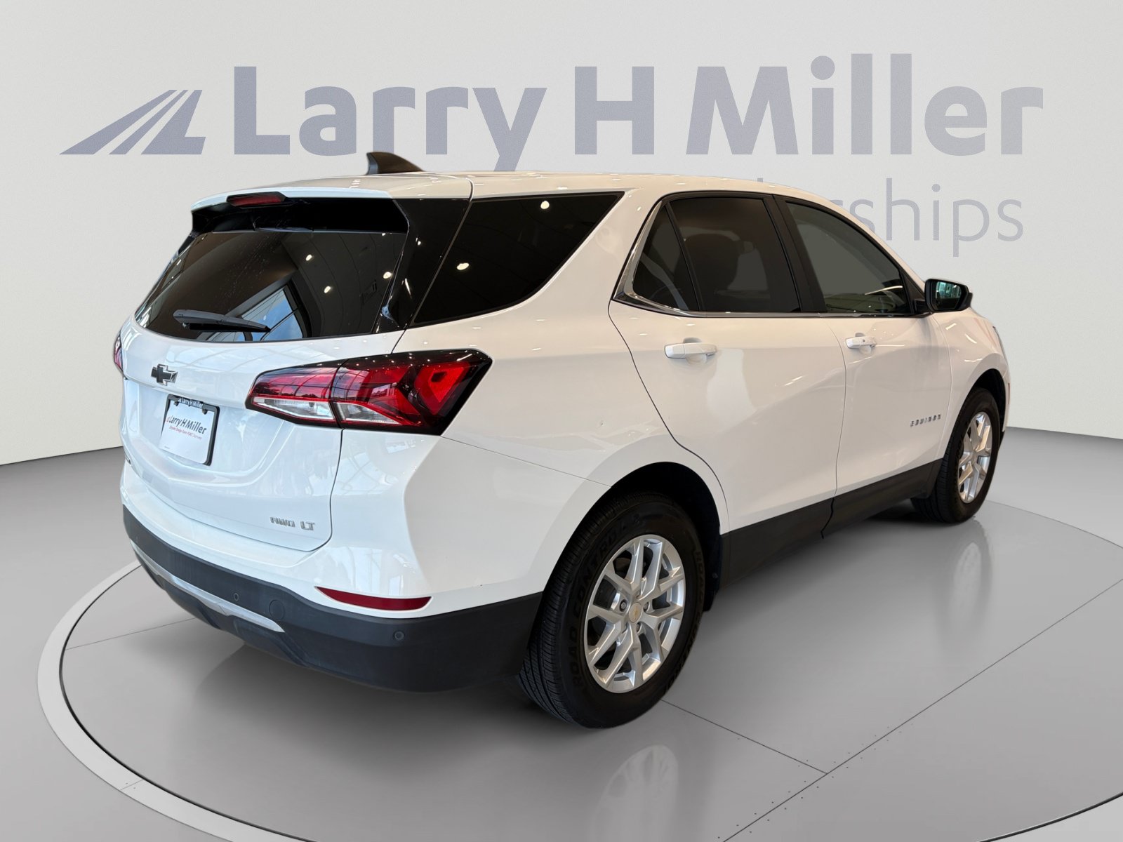 Used 2022 Chevrolet Equinox LT AWD/4WD image 5