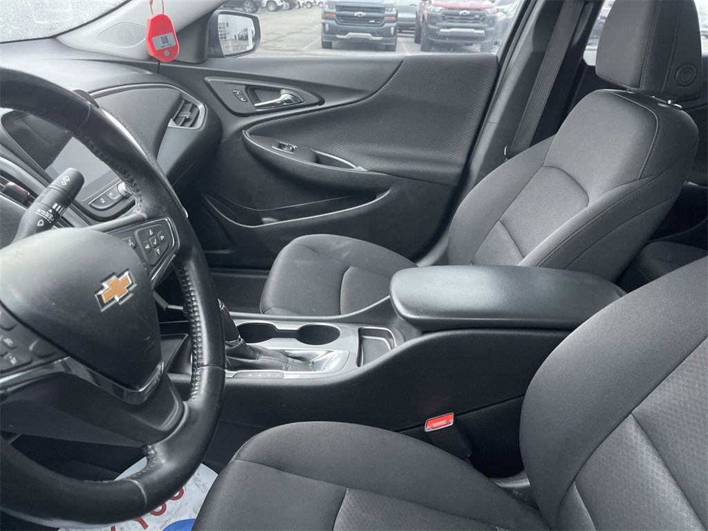 Used 2020 Chevrolet Malibu RS w/ LPO, Convenience Package 1 image 12