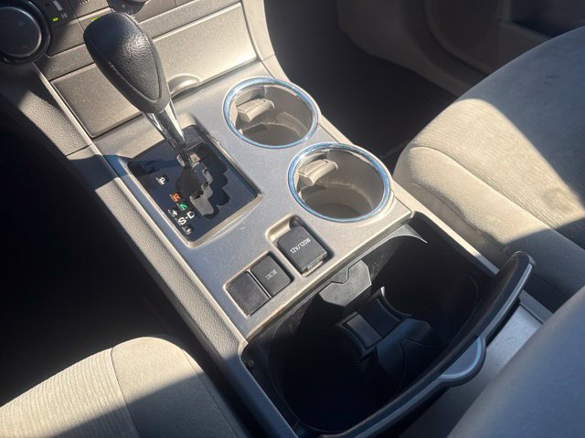 Used 2012 Toyota Highlander FWD w/ Tech Pkg image 30