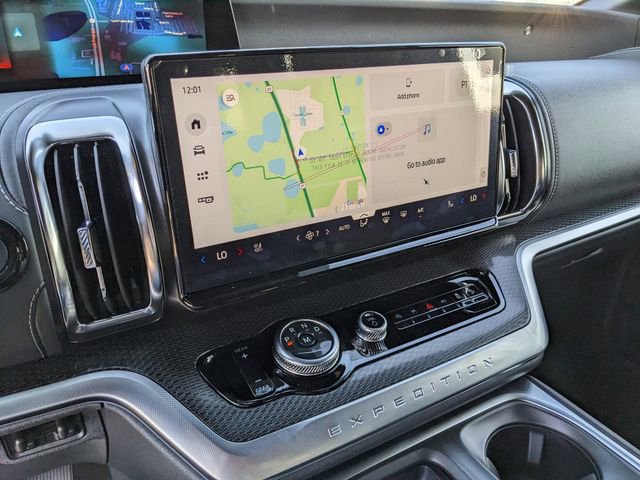 New 2025 Ford Expedition Max Platinum w/ Stealth Performance Package image 25