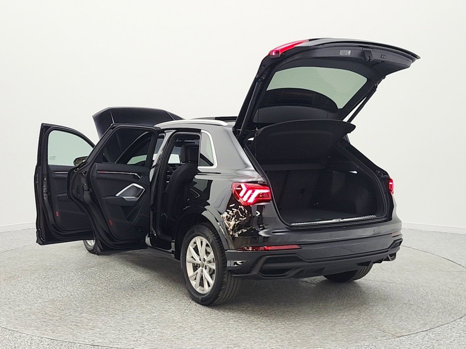 Used 2025 Audi Q3 2.0T Premium Plus w/ Premium Plus Package image 12