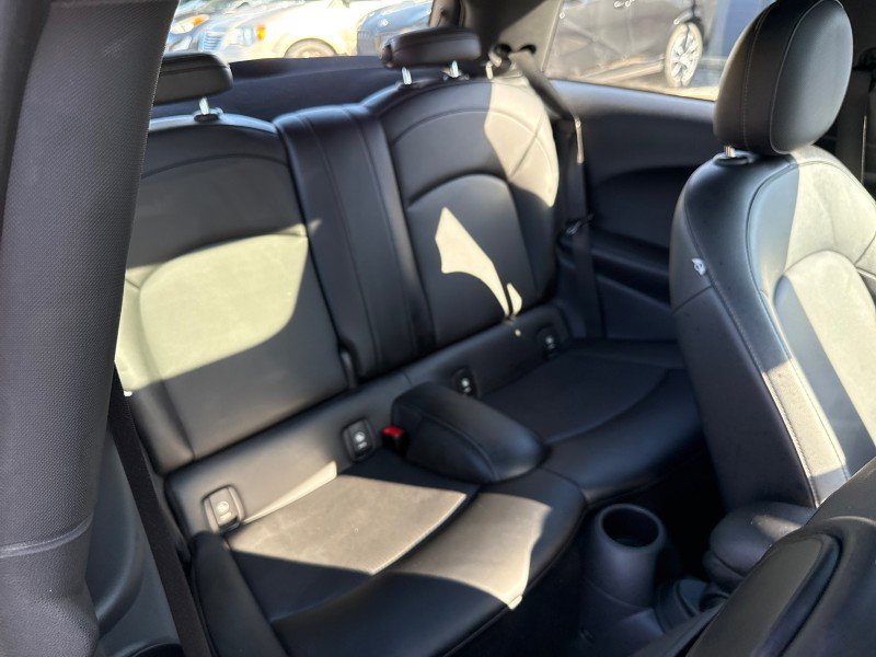 Used 2014 MINI Cooper 2-Door Hardtop image 26