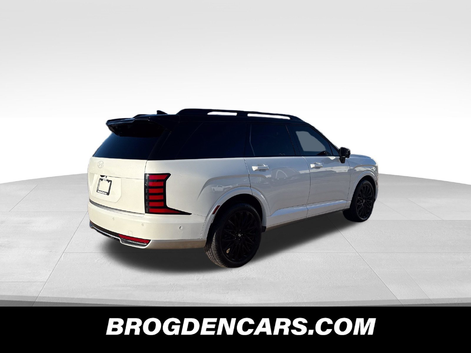 Used 2026 Hyundai Palisade Calligraphy AWD/4WD image 3