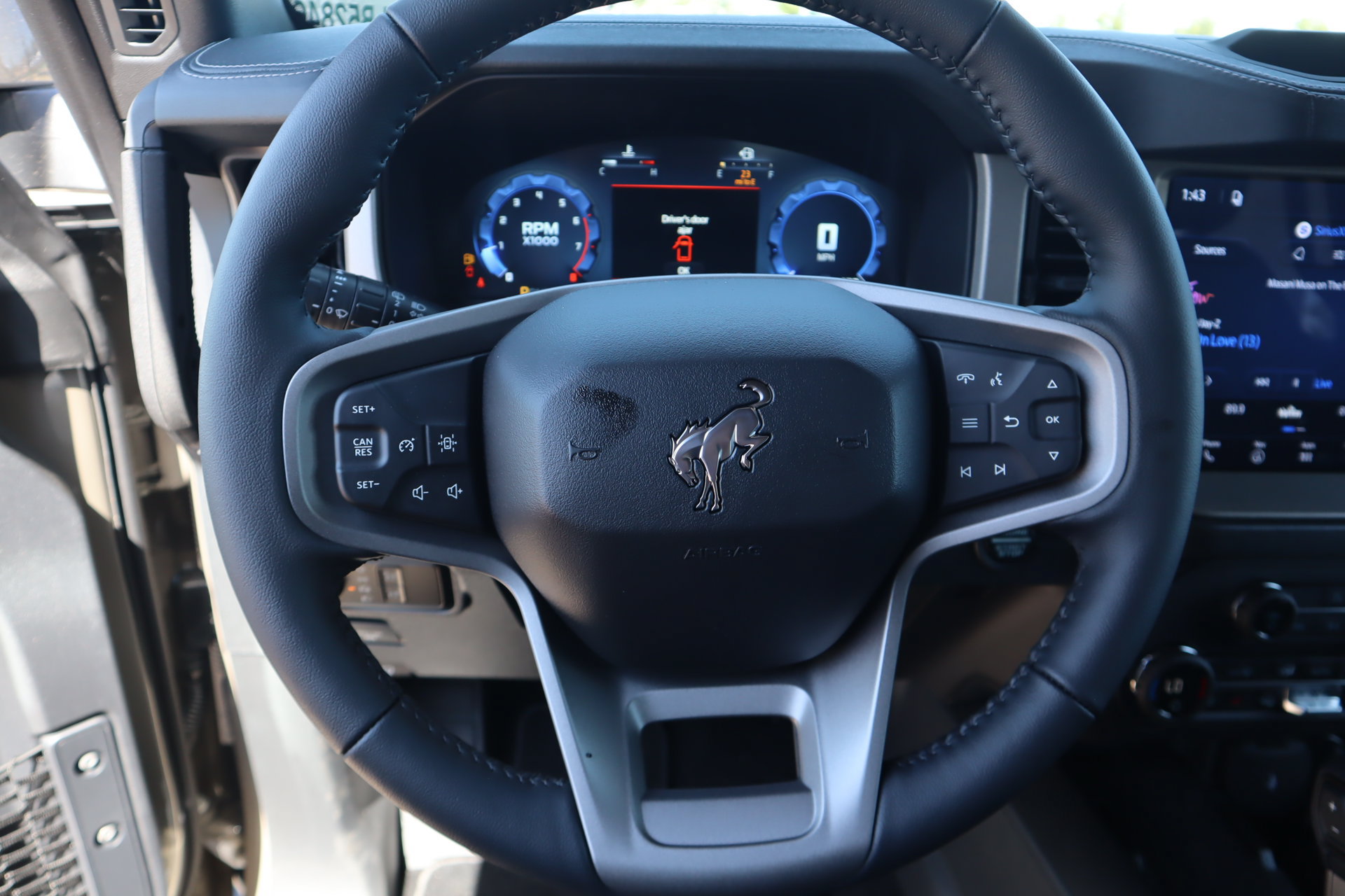 New 2026 Ford Bronco Outer Banks AWD/4WD image 3