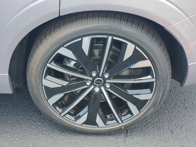 New 2026 Volvo XC60 B5 Ultra w/ Protection Package Premier AWD/4WD image 7