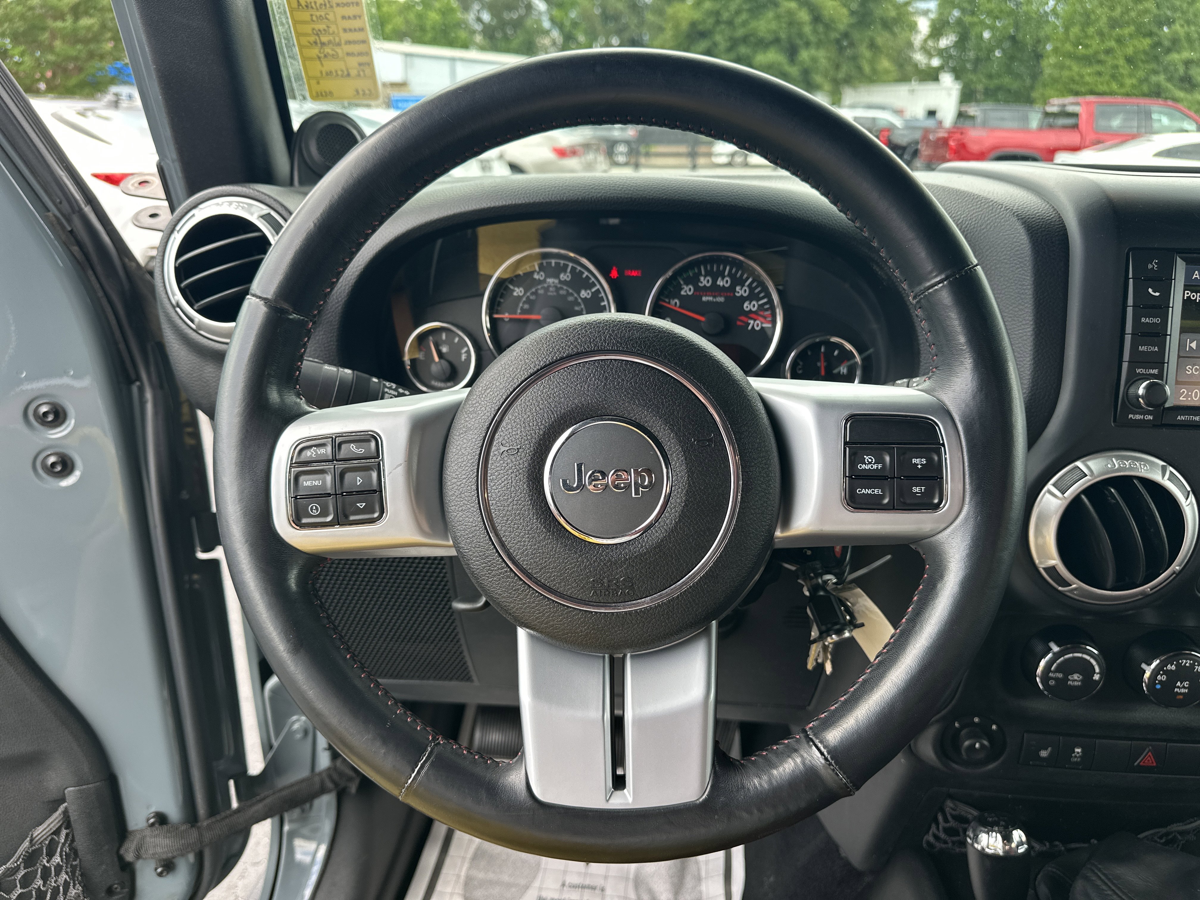 Used 2013 Jeep Wrangler Rubicon AWD/4WD image 19