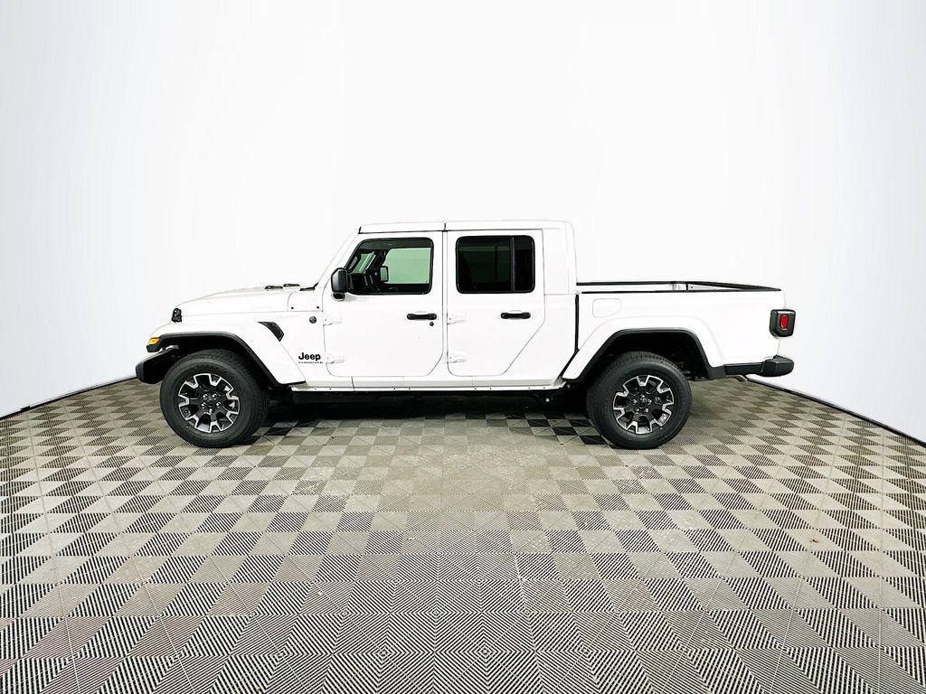 New 2026 Jeep Gladiator Sport AWD/4WD image 6