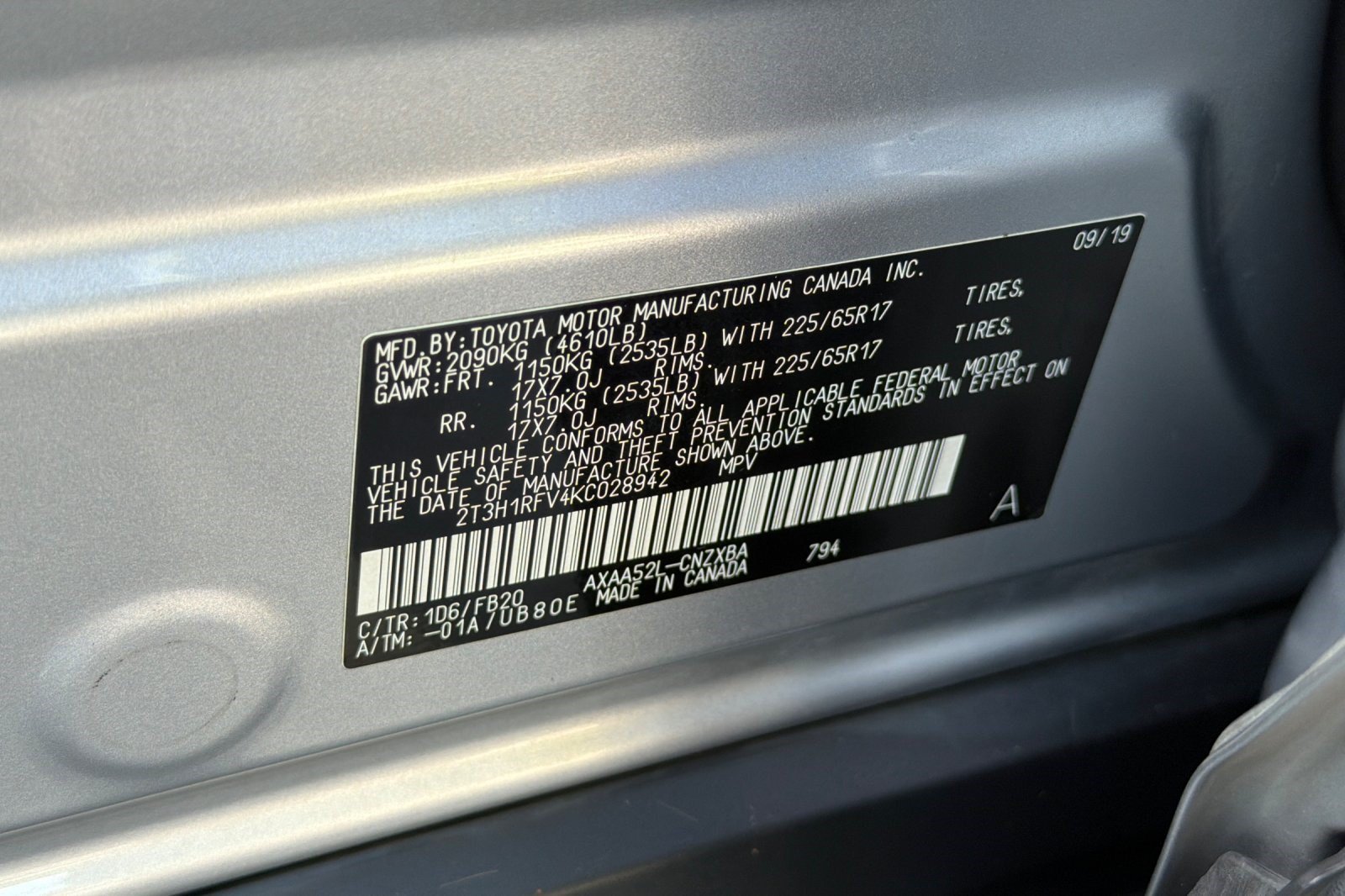 Used 2019 Toyota RAV4 LE w/ Carpet Mat Package FWD image 39