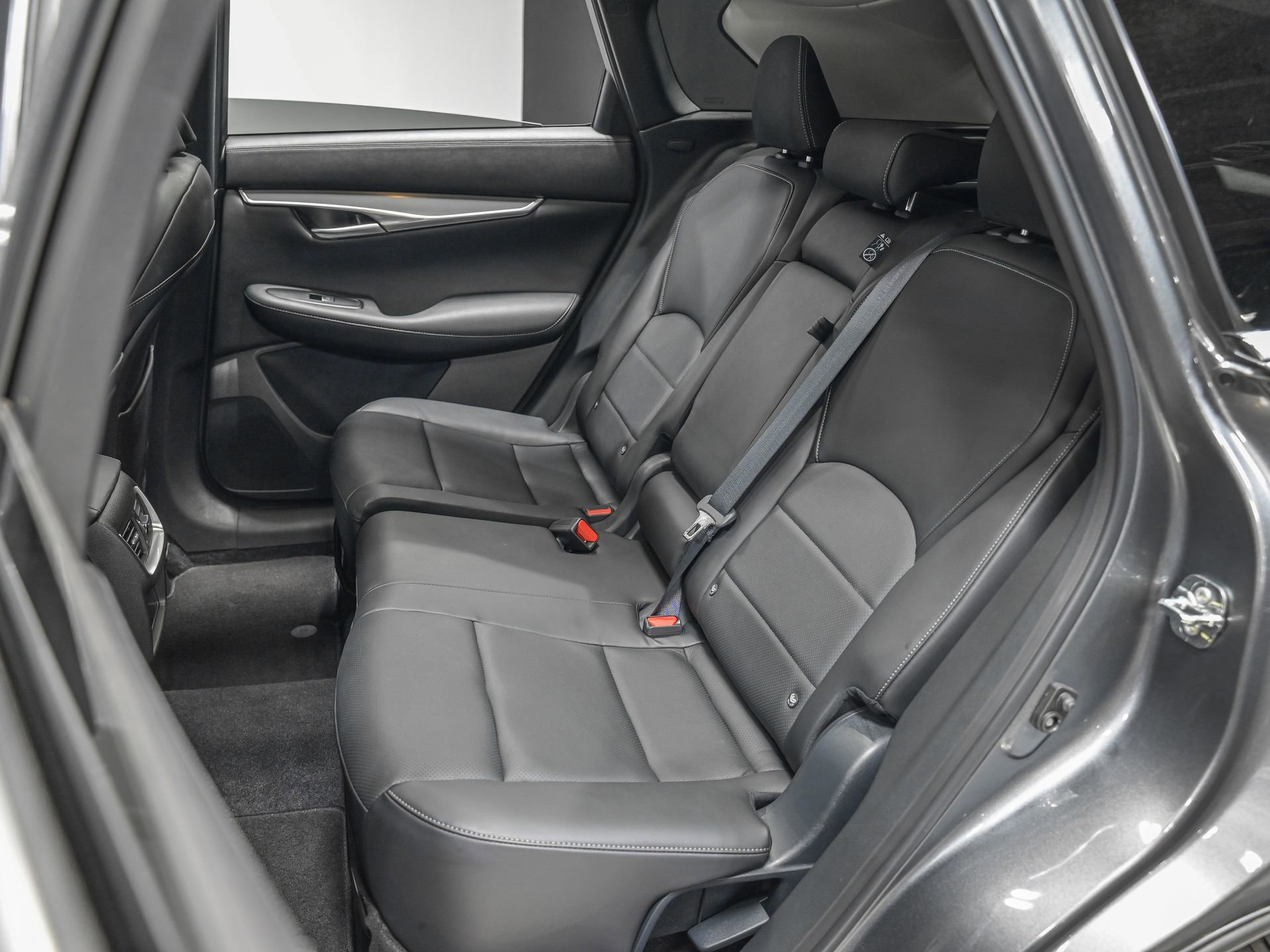 Used 2025 INFINITI QX50 Luxe image 28