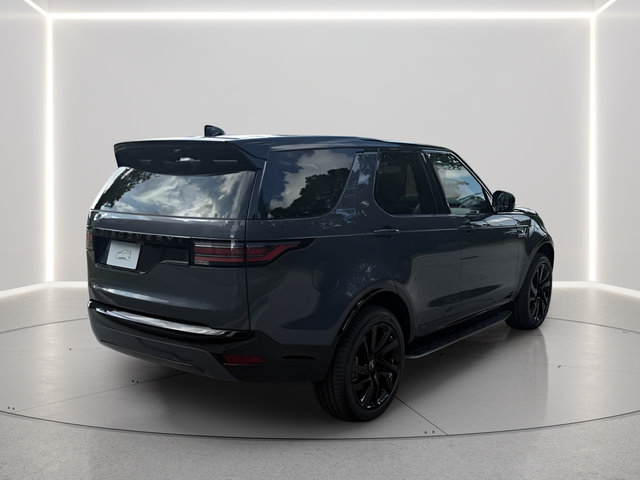 Certified 2025 Land Rover Discovery Dynamic SE AWD/4WD image 5