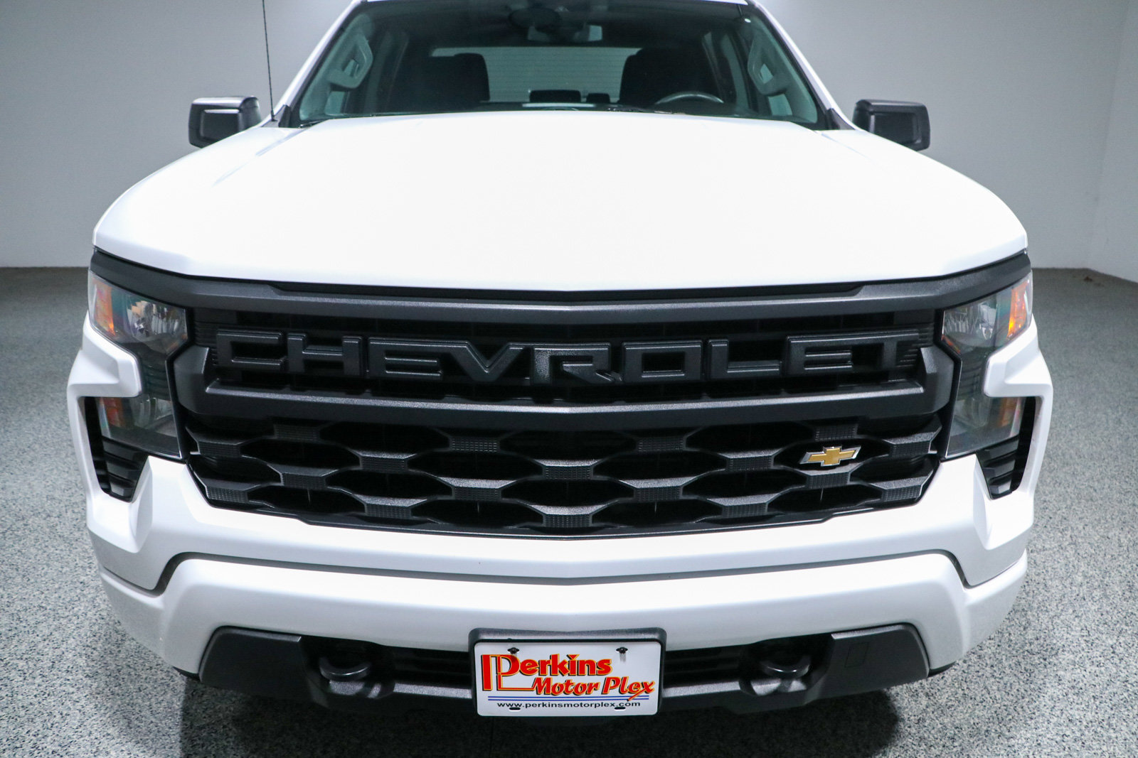 Used 2024 Chevrolet Silverado 1500 Custom AWD/4WD image 4