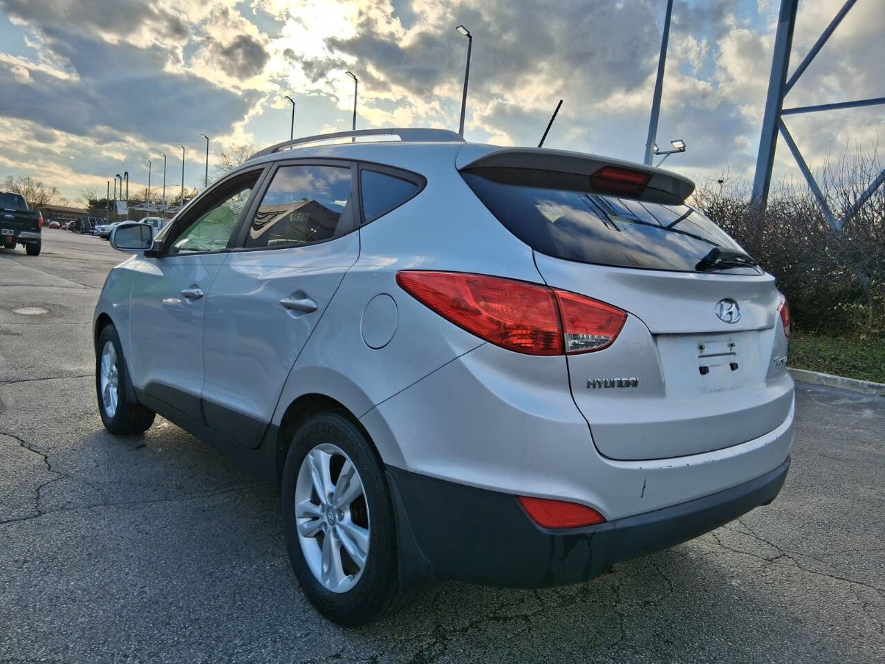Used 2011 Hyundai Tucson GLS image 6