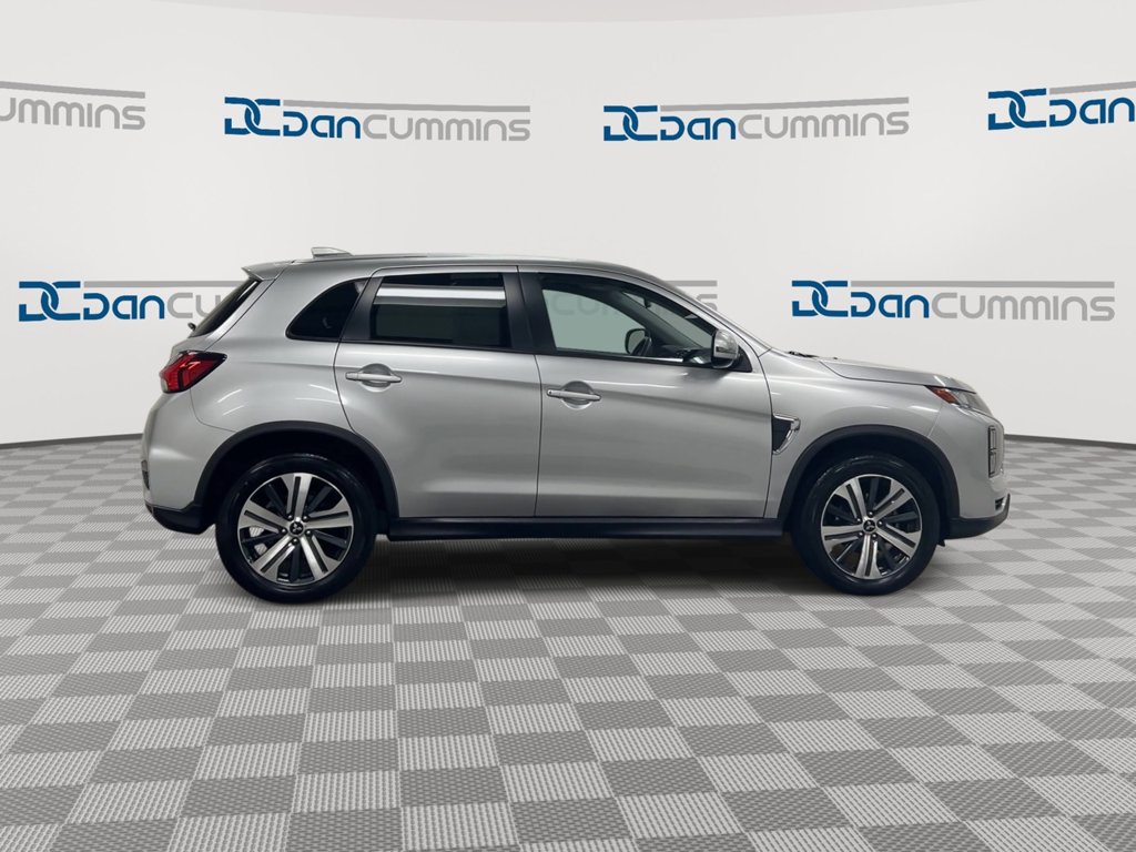 Used 2024 Mitsubishi Outlander Sport SE AWD/4WD image 9