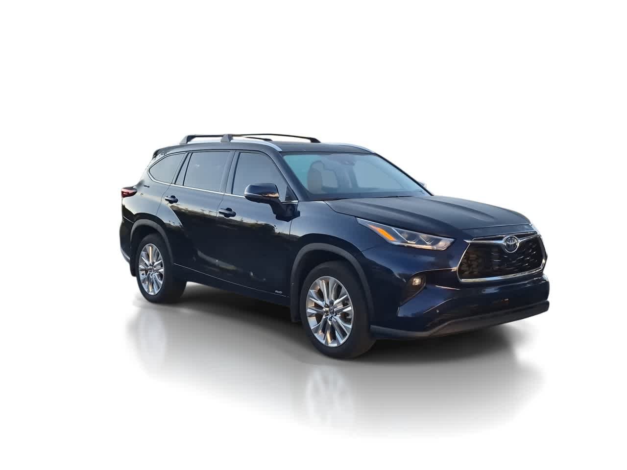 Used 2024 Toyota Highlander Limited AWD/4WD image 2