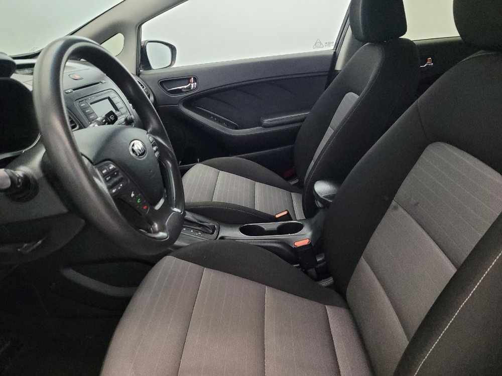 Used 2016 Kia Forte LX image 17