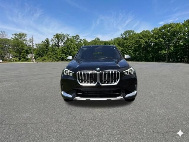 Used 2024 BMW X1 xDrive28i w/ Technology Package AWD/4WD image 3