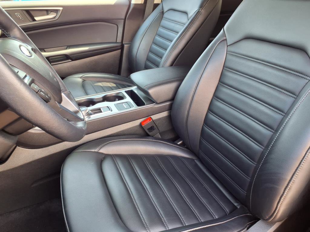 Certified 2023 Ford Edge SEL w/ Convenience Package image 3