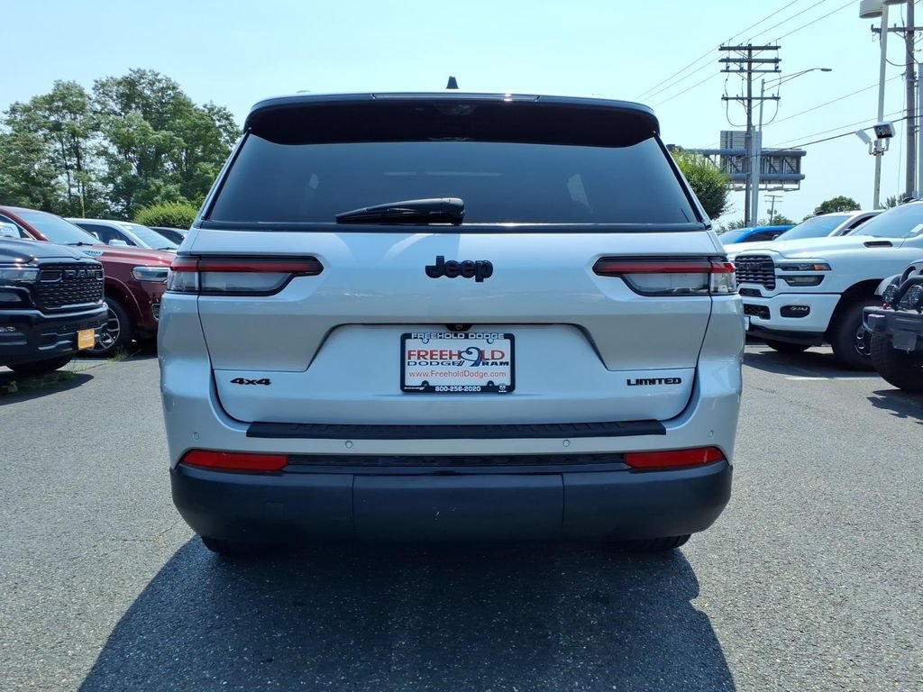 Certified 2025 Jeep Grand Cherokee L Limited w/ Luxury Tech Group II AWD/4WD image 21