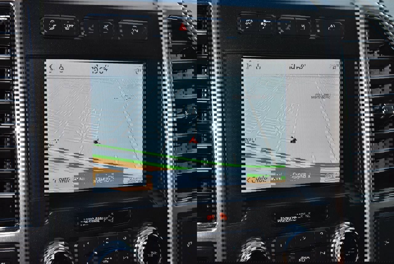 Used 2020 Ford F150 Platinum w/ Equipment Group 701A Luxury image 27