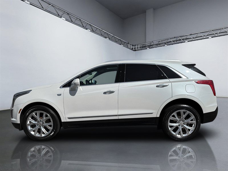 Used 2018 Cadillac XT5 Luxury w/ Driver Awareness Package AWD/4WD image 2