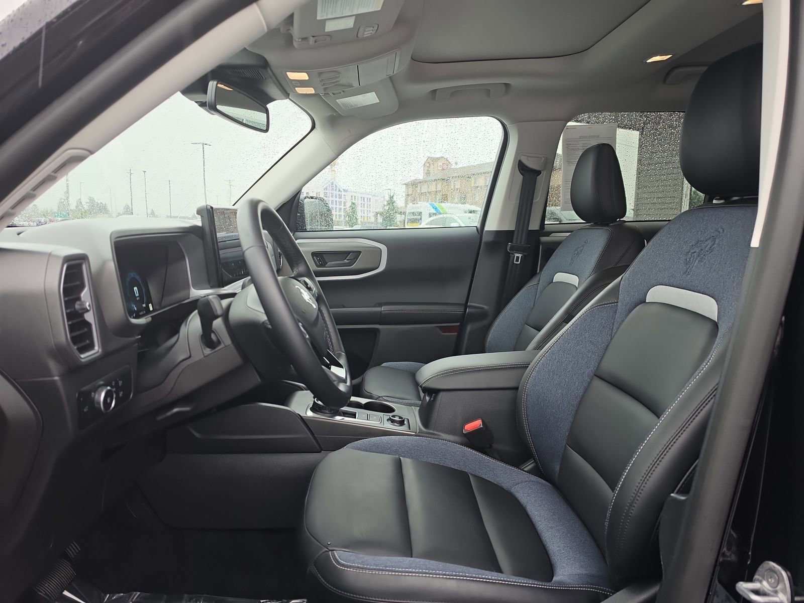 Used 2025 Ford Bronco Sport Outer Banks w/ Outer Banks Tech Package+ image 24