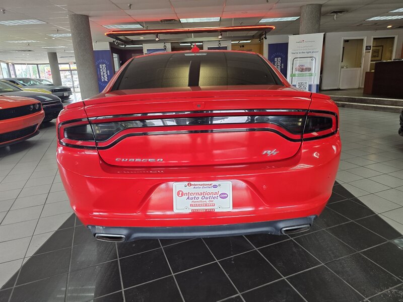 Used 2018 Dodge Charger R/T RWD image 5