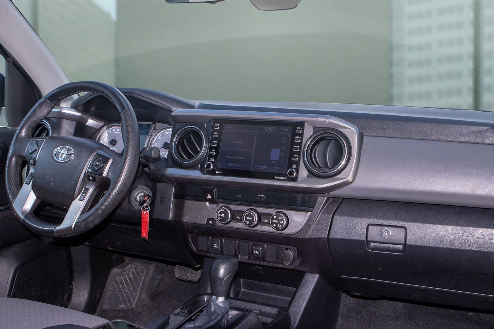 Used 2022 Toyota Tacoma SR5 w/ SR5 Appearance Package (SM) RWD image 9