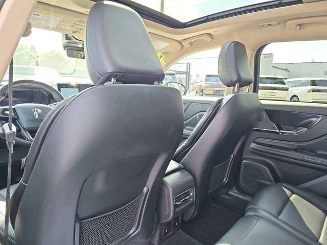 Used 2024 Lincoln Corsair Reserve w/ Equipment Group 201A AWD/4WD image 23