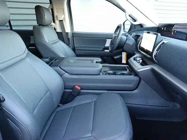 New 2026 Ford Expedition Active image 36