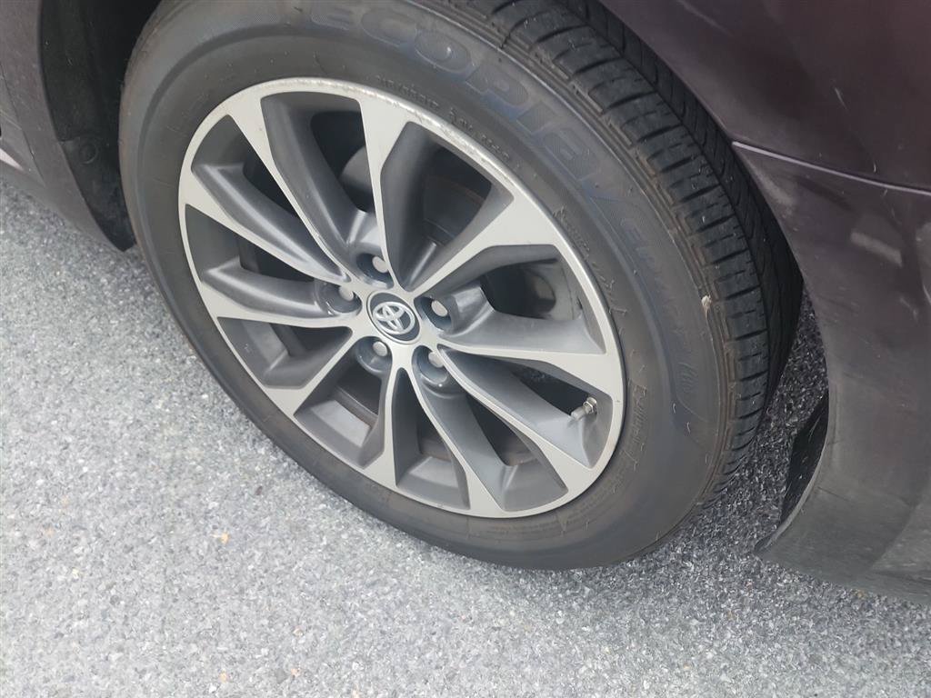 Used 2016 Toyota Avalon XLE Premium FWD image 8