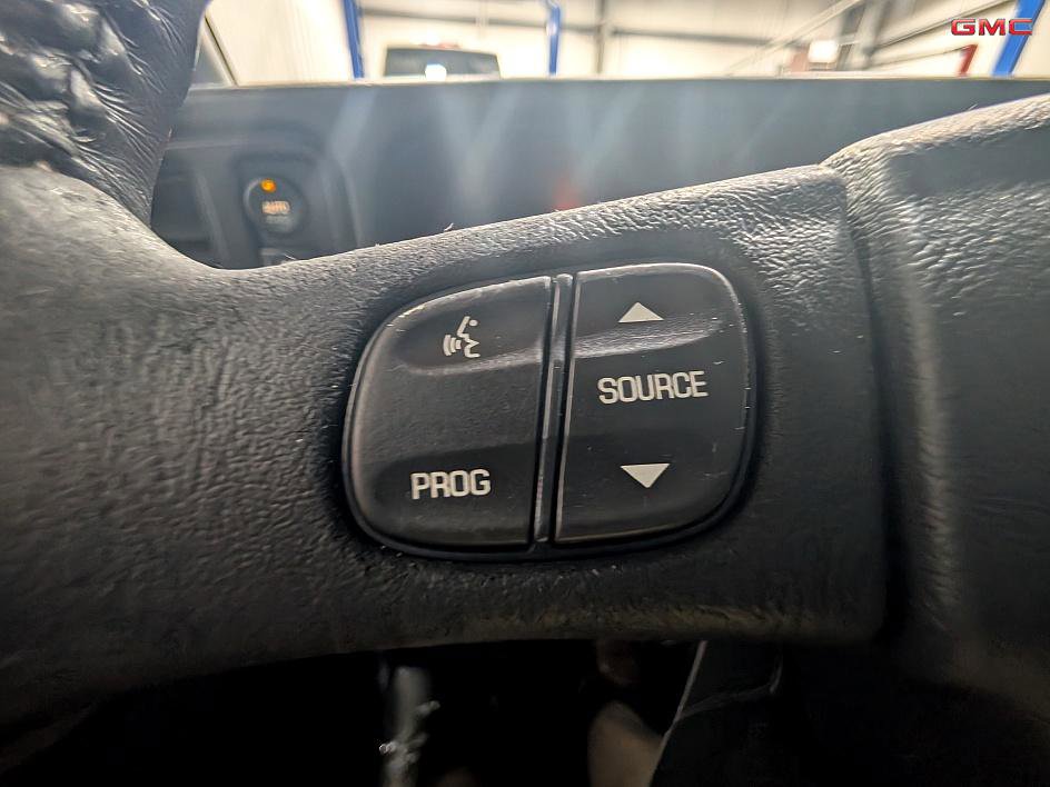 Used 2006 GMC Sierra 1500 SLE w/ Onstar Plus Package image 28