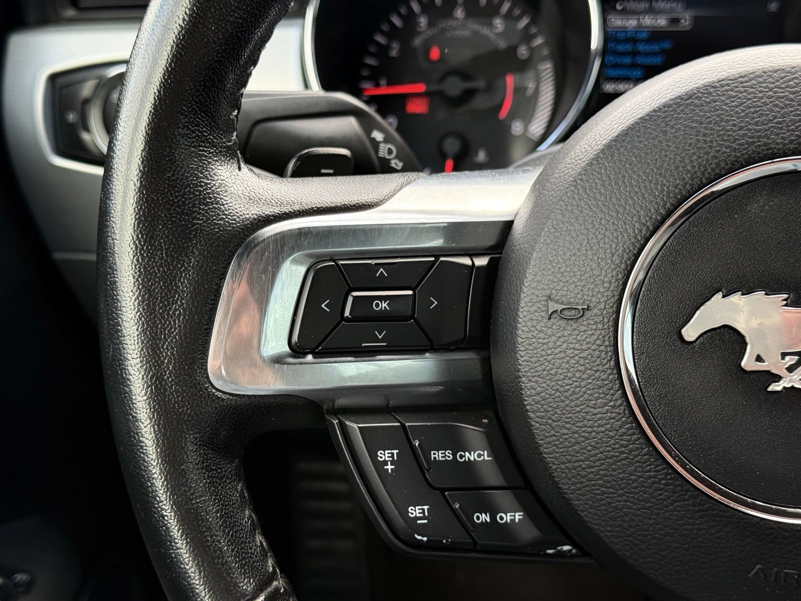 Used 2017 Ford Mustang Premium RWD image 31