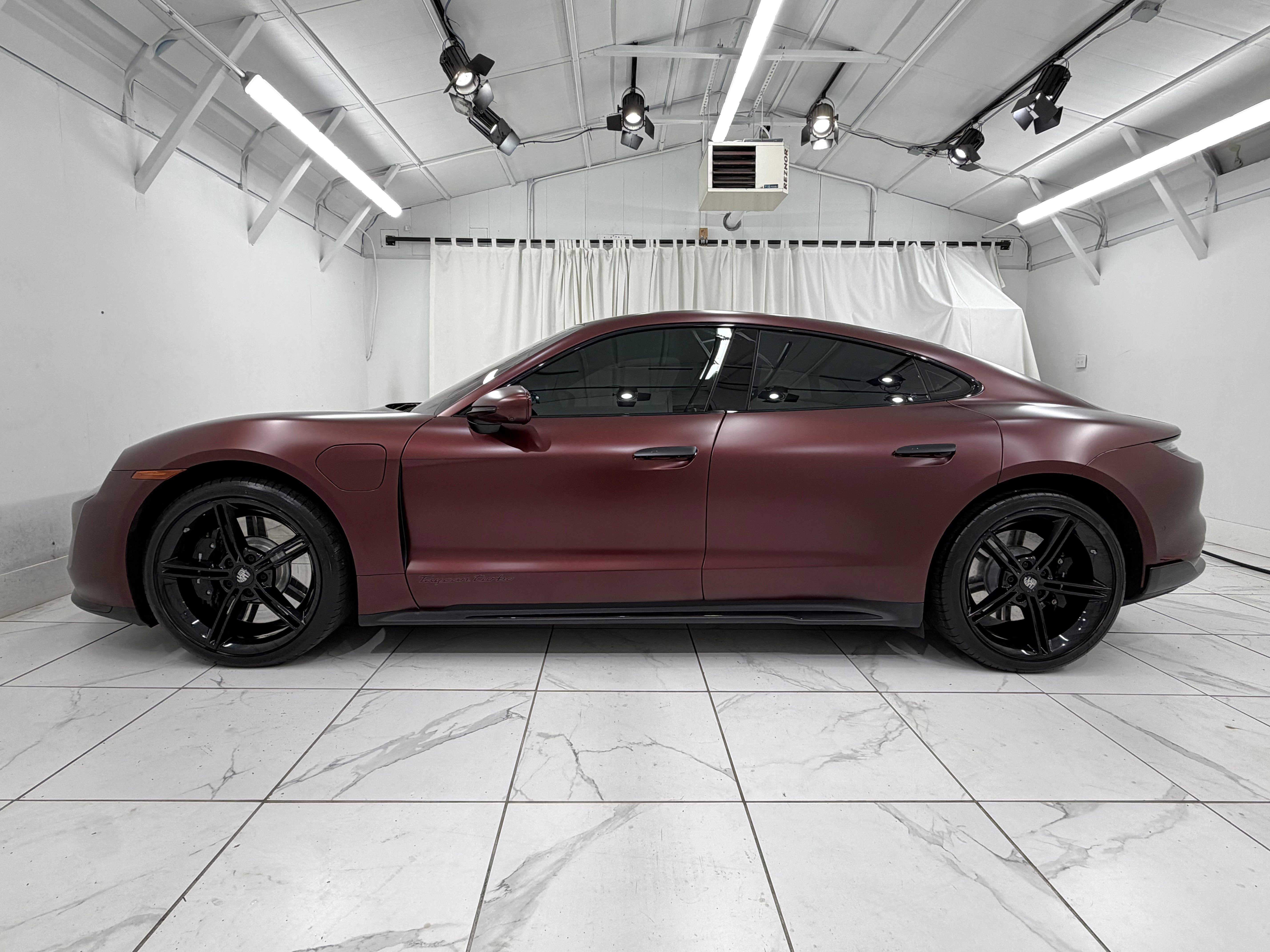 Certified 2022 Porsche Taycan Turbo AWD/4WD image 15