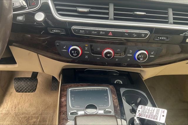 Used 2017 Audi Q7 3.0T Premium Plus w/ Premium Plus Package image 32