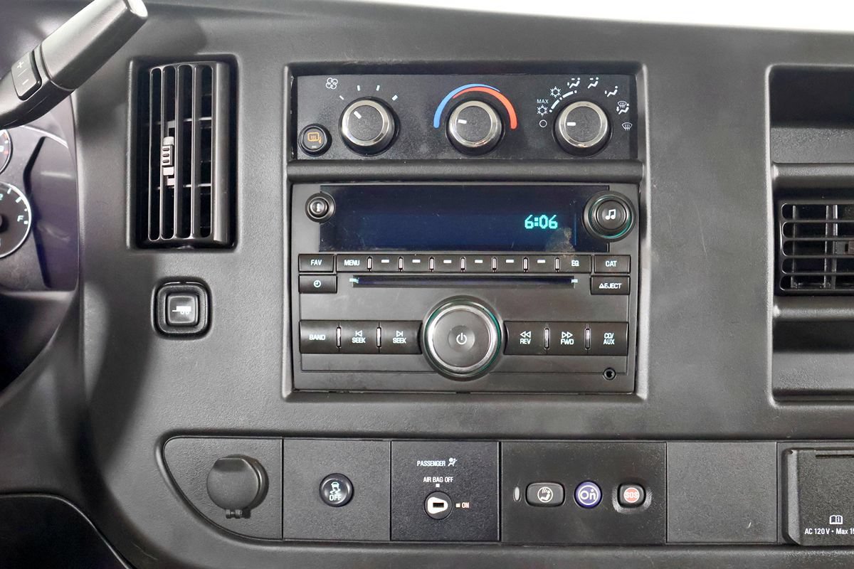Used 2016 Chevrolet Express 3500 LS RWD image 23