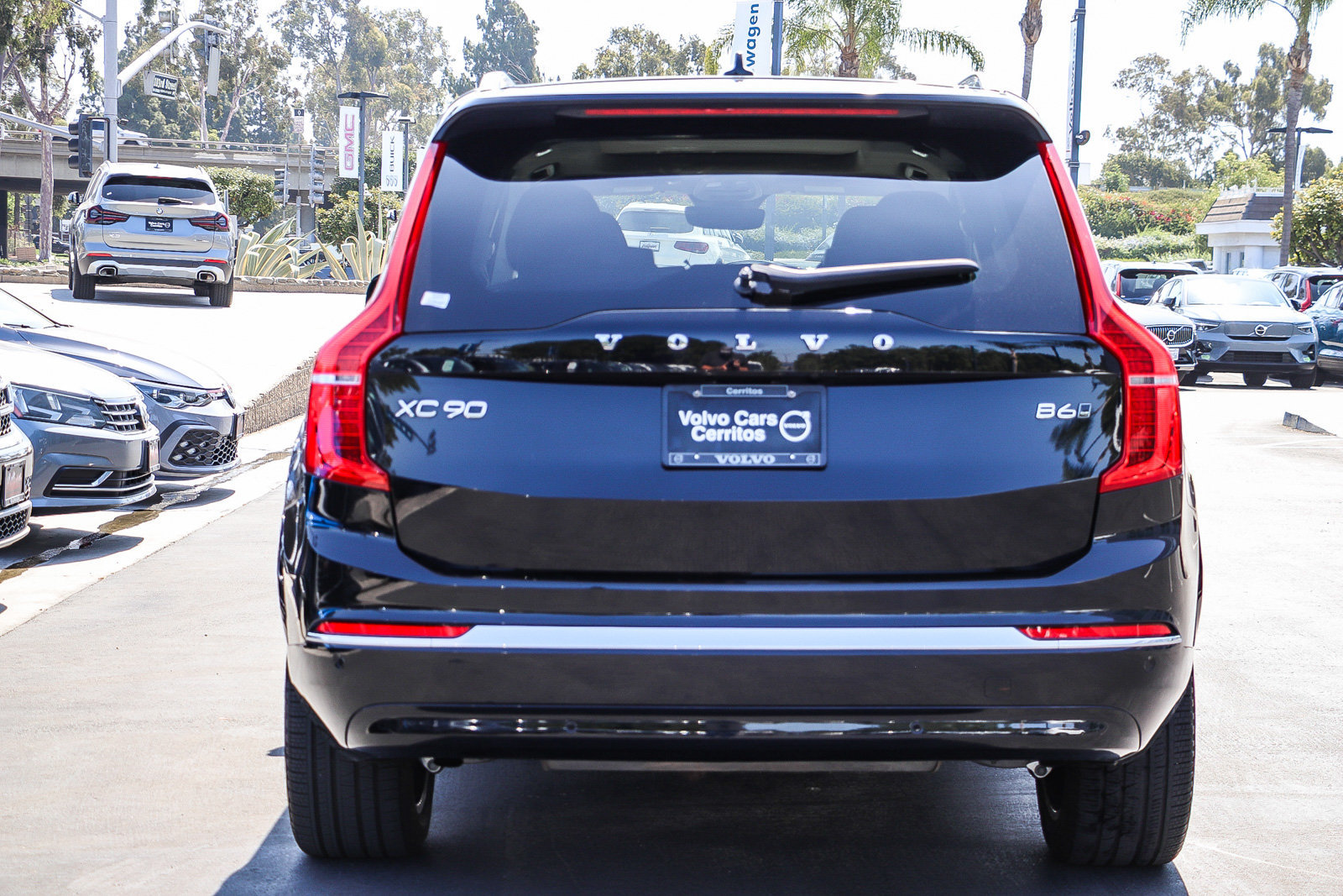 Used 2025 Volvo XC90 B6 Plus AWD/4WD image 7