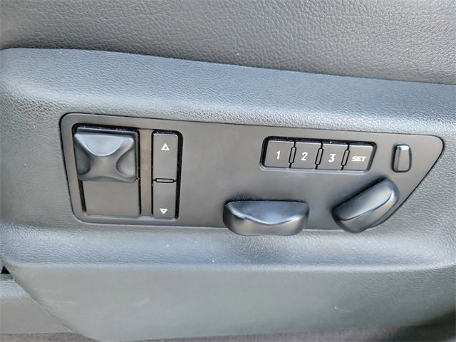 Used 2006 Porsche Cayenne S image 16