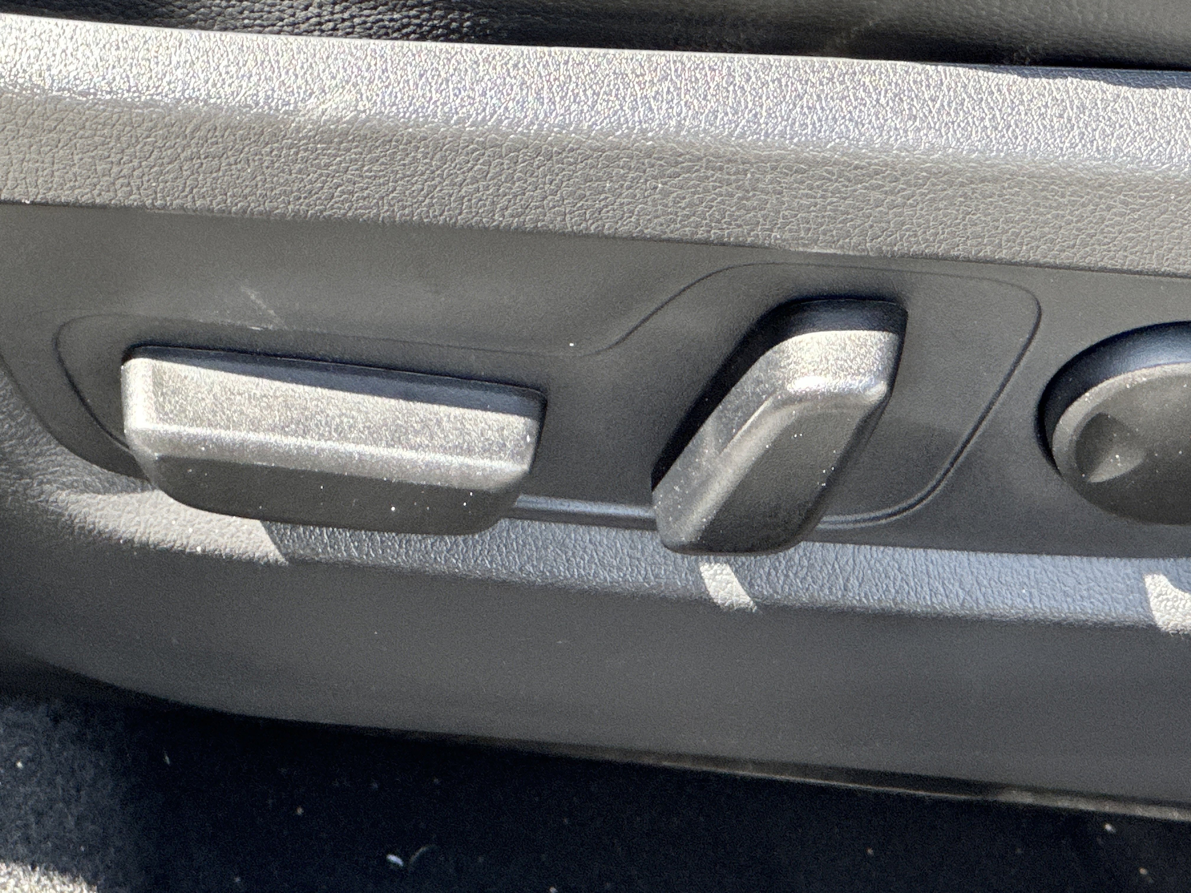 Used 2023 MAZDA CX-50 2.5 S w/ Cargo Package image 23