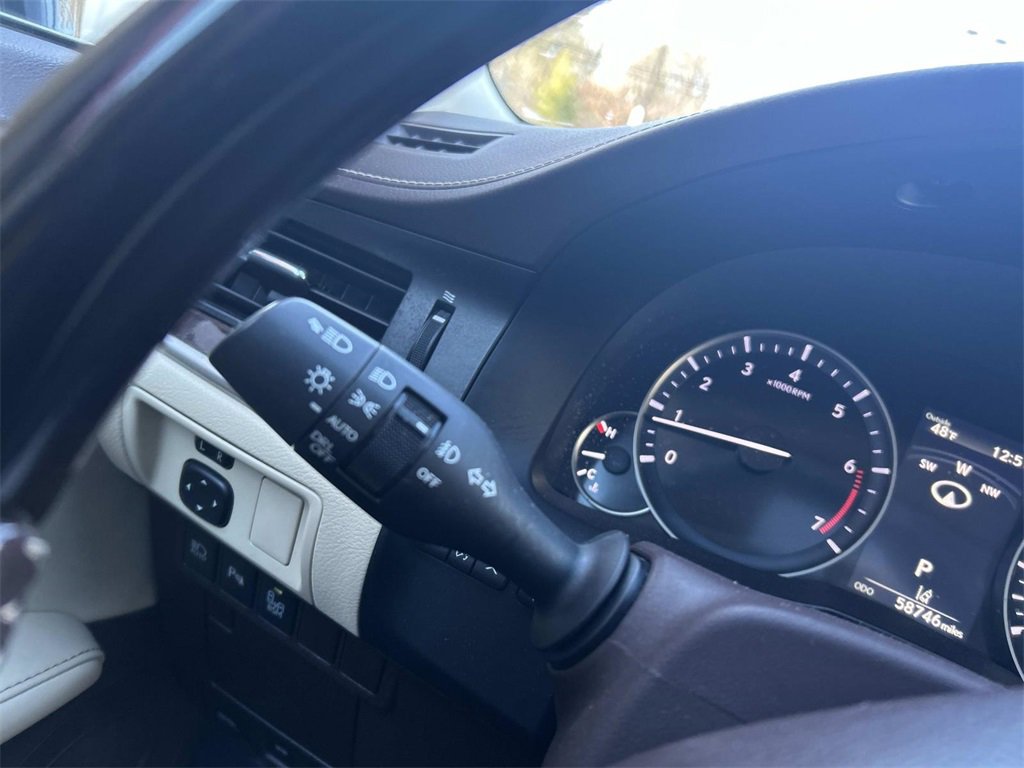 Used 2017 Lexus ES 350 w/ Navigation System Package image 25