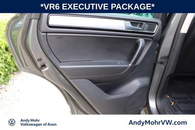 Used 2016 Volkswagen Touareg VR6 AWD/4WD image 26