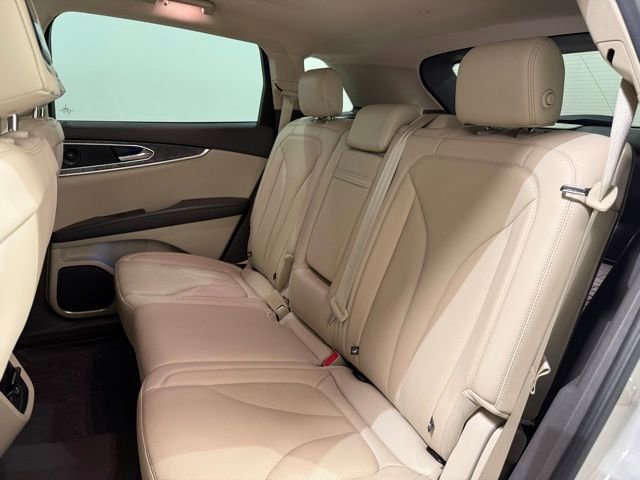 Used 2020 Lincoln Nautilus Reserve image 29