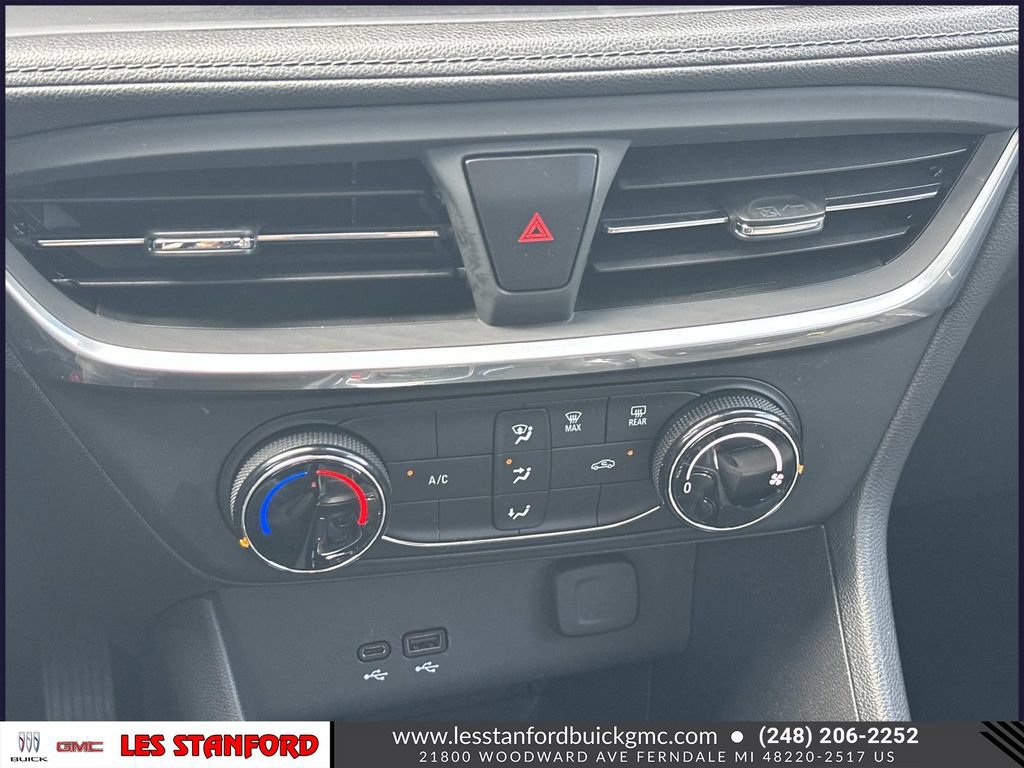 Used 2024 Buick Encore GX Preferred FWD image 31