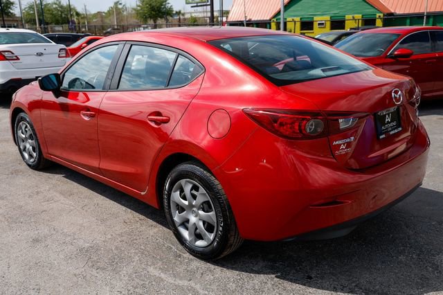 Used 2015 MAZDA MAZDA3 i SV image 8