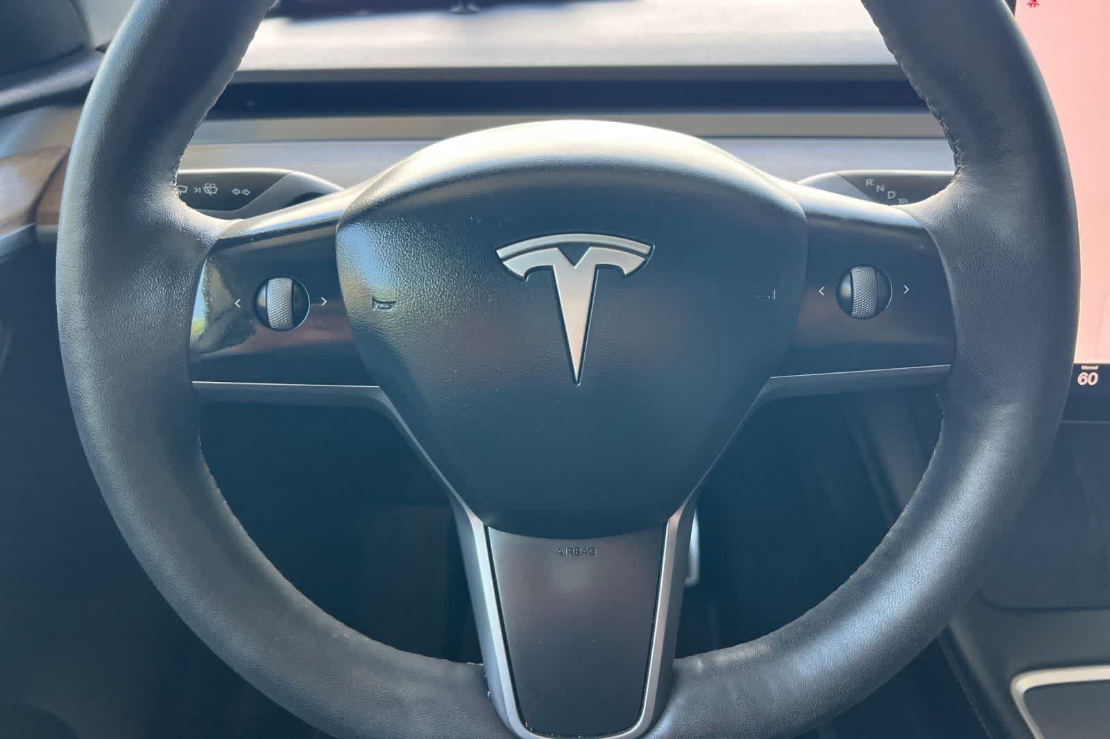 Used 2023 Tesla Model Y Performance AWD/4WD image 29