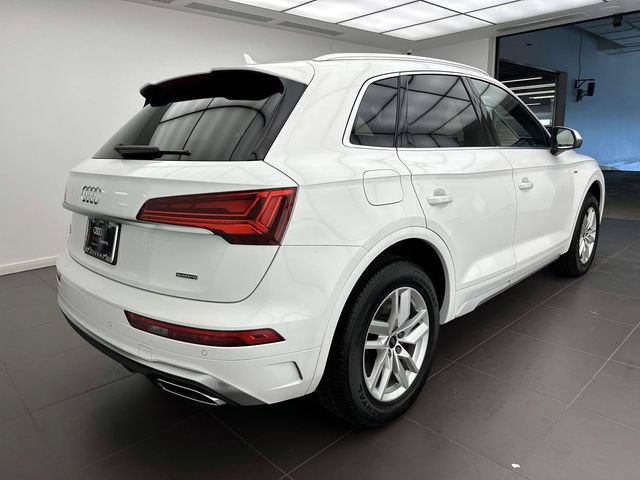 Certified 2023 Audi Q5 2.0T Premium w/ Convenience Package AWD/4WD image 4